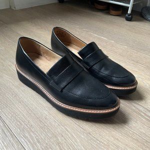 Lug-Sole Black Adiline Loafers, Naturalizer, Size 8